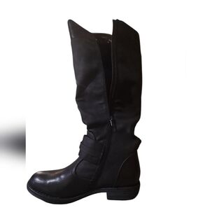 Black Knee-High Women's Boots